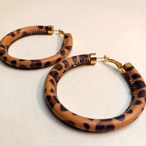 Leopard print hoop earings